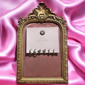 Urban Outfitters 3prs Earrings Set